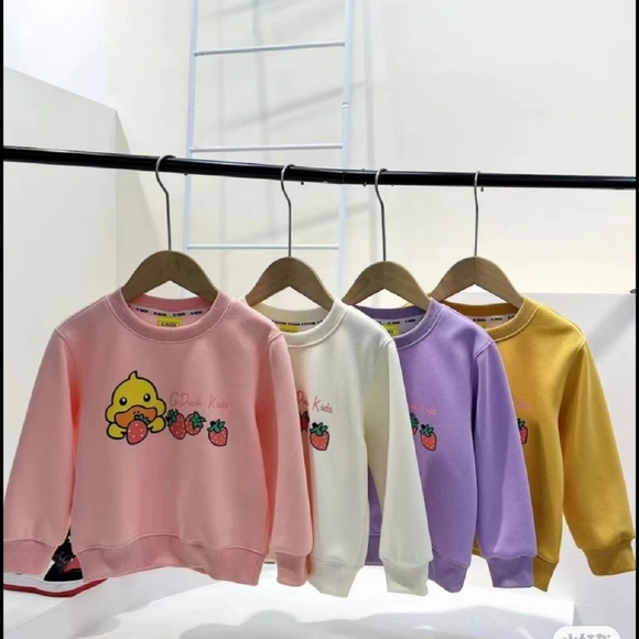 G Duck Korean brand sweatershits and sweaterpants - Picture 4 of 15